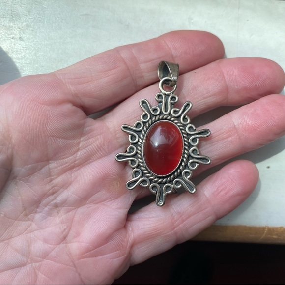 Sterling stone pendant - Picture 5 of 8